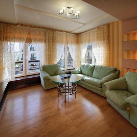 Apart-Hotel Chale Graal Truskavets Bagian luar foto