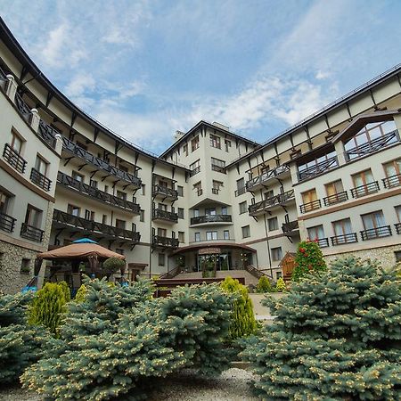Apart-Hotel Chale Graal Truskavets Bagian luar foto