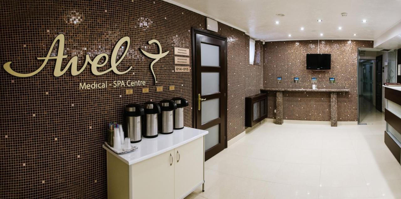 Apart-Hotel Chale Graal Truskavets Bagian luar foto